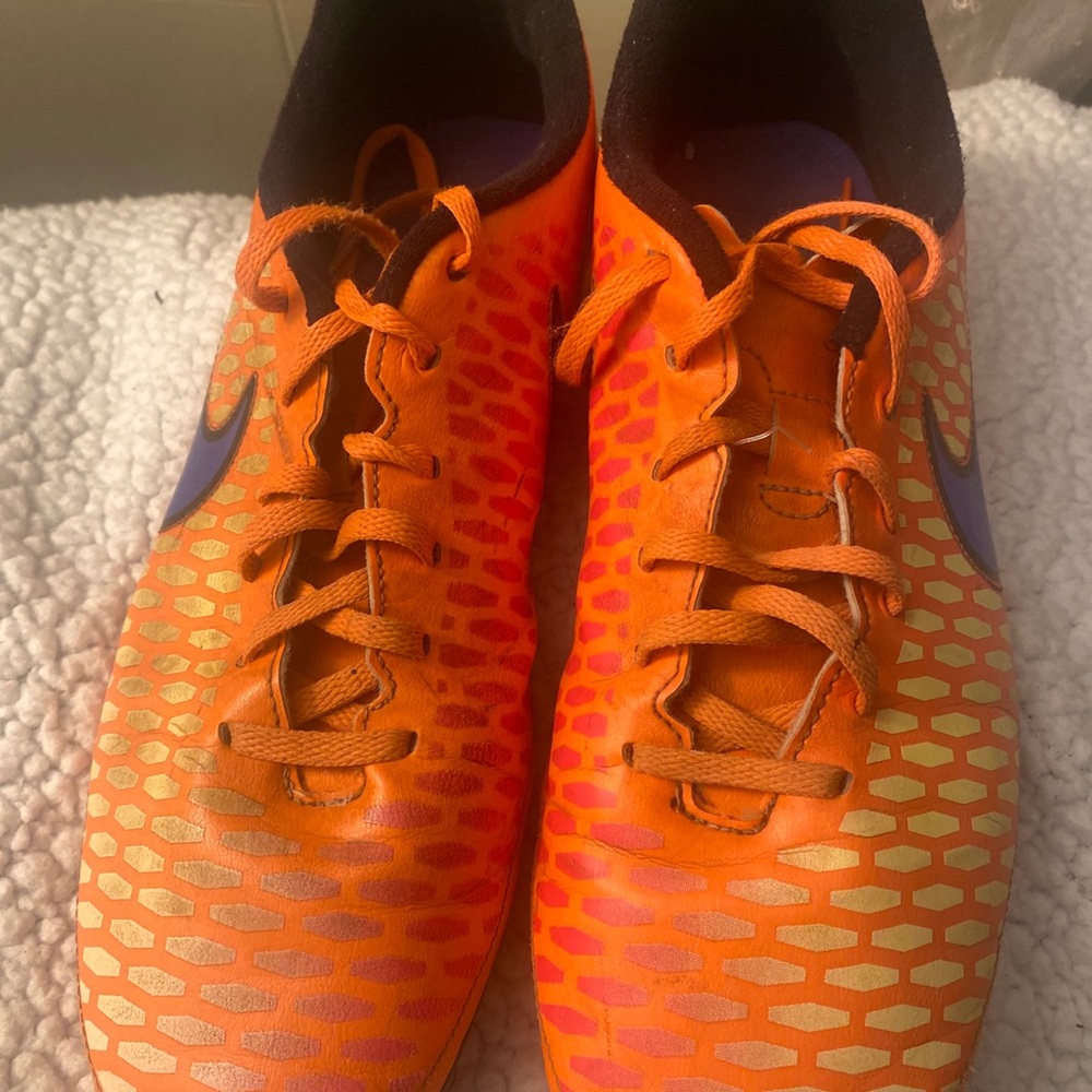 NIKE MAGISTA OLA FG SOCCER BOOTS CLEATS 2015 651343-858 US 12 Mens